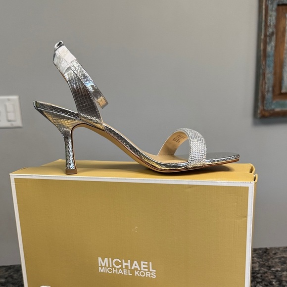 Michael Kors Shoes - Michael Kors Carrie Silver snake print Metallic embellished Heels NWT 8.5